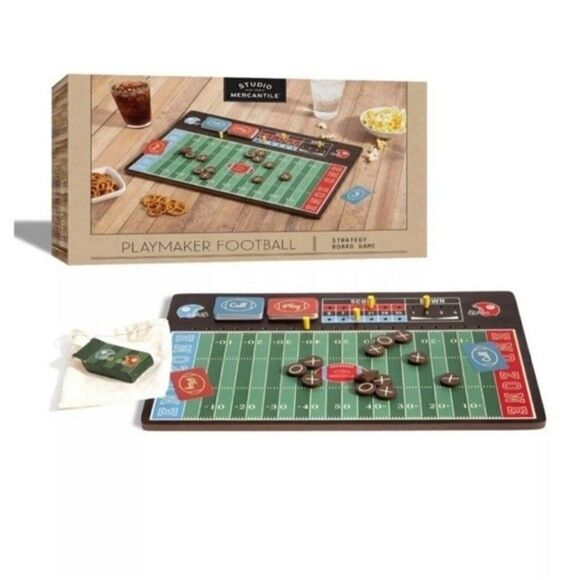 STUDIO MERCANTILE Football Playmaker Strategy Board Game Set - Picture 2 of 7